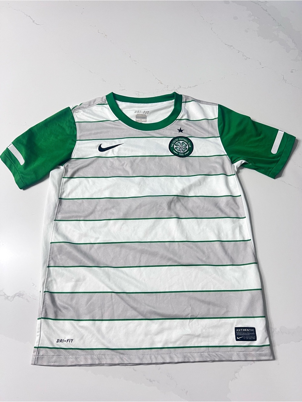 Celtic Authentic Nike Kids Green & White Soccer/Football Jersey